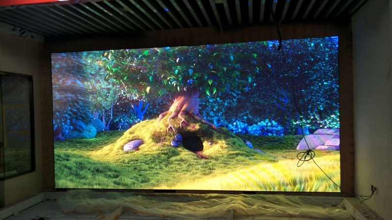 武漢市中國(guó)石油大廈 Q2.5全彩大屏